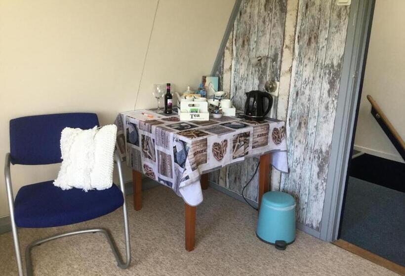 غرفة إقتصادية, Bed And Breakfast Ineke En John
