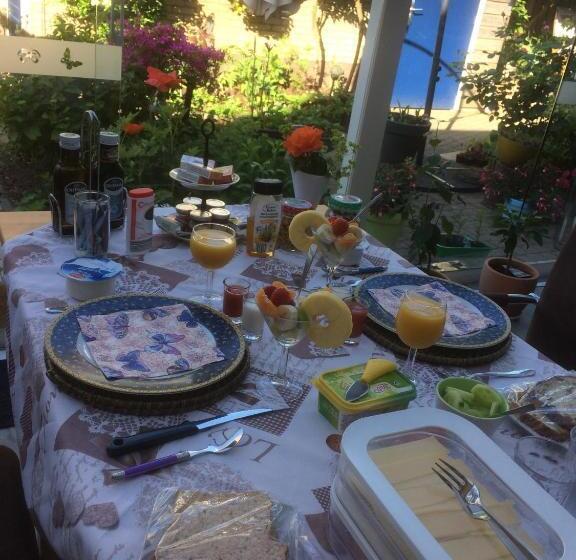 غرفة إقتصادية, Bed And Breakfast Ineke En John