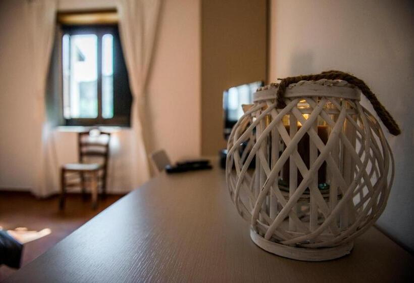 Номер Deluxe Кровать Кинг, Il Giardino Di Lavanda