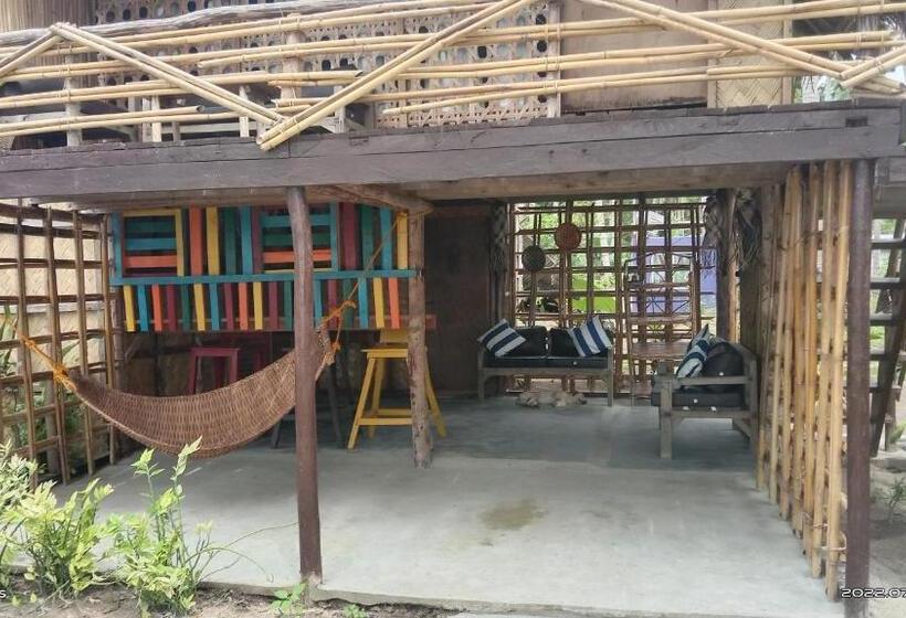 بنگله خانوادگی, Prince John Beachfront Eco Bungalows And Restaurant