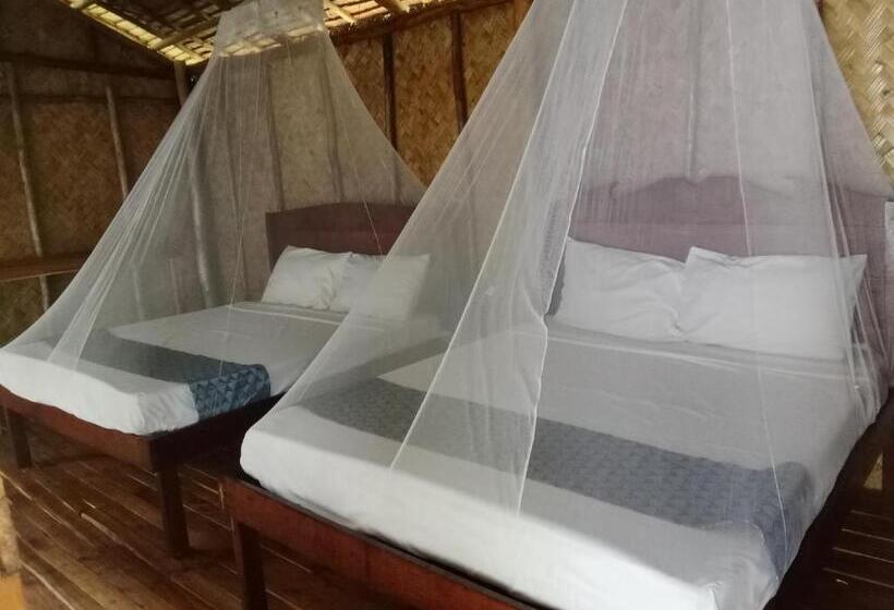 بنگله خانوادگی, Prince John Beachfront Eco Bungalows And Restaurant