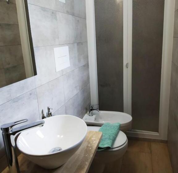 Quarto Estandar, B&b Littu