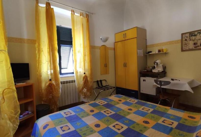 اتاق استاندارد, Affittacamere In Piazzetta Da Vasco