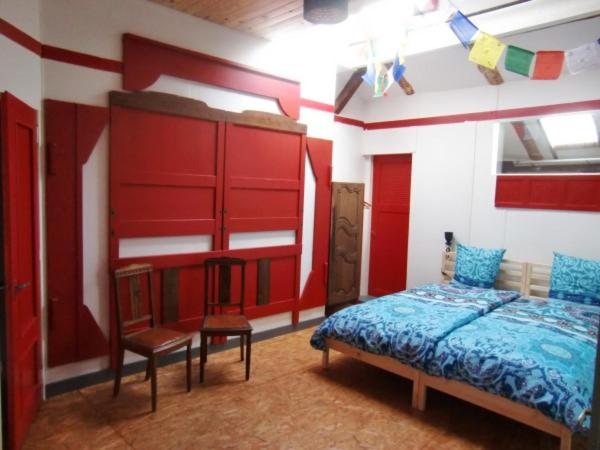 Апартаменты 3 Спальни, Chambre&table D Hotes Ptitmonde