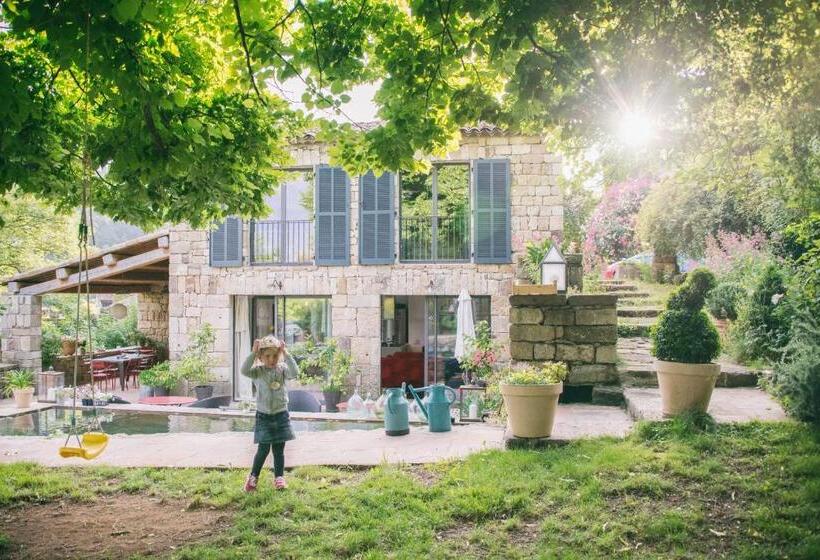 Люкс Вид на Сад, Le Domaine Du Fayet