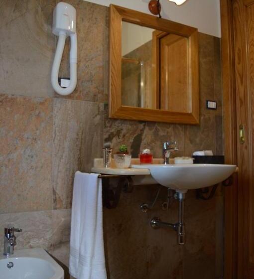 Четырехместный Номер Стандарт с Балконом, Agriturismo S Orgiola