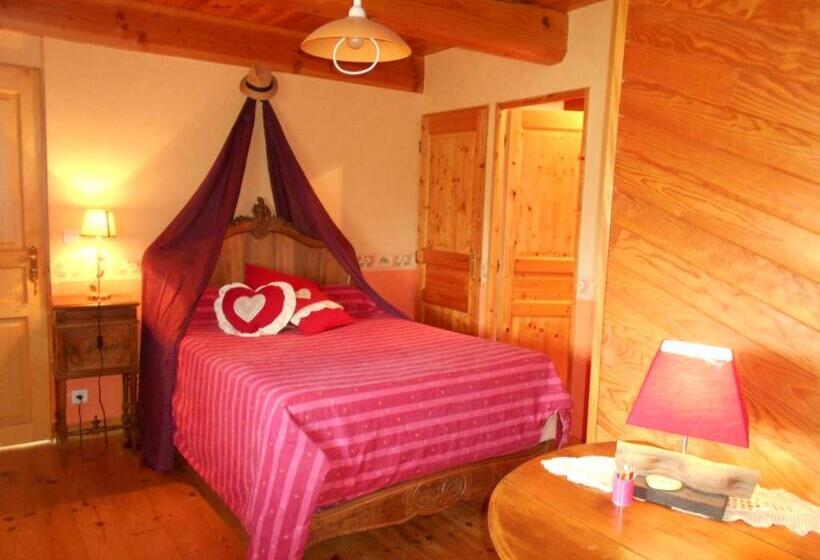 Семейный Номер Вид на Сад, Chambre D Hôtes Myrtille