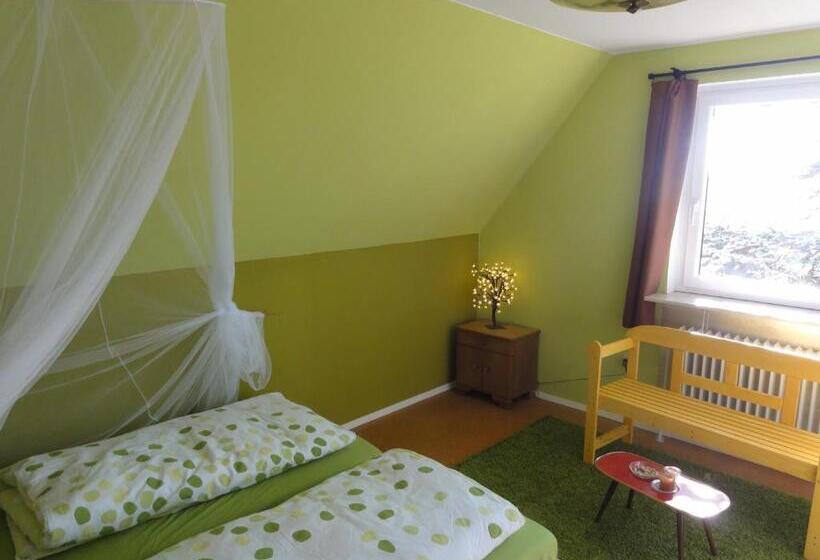Номер Стандарт, Peanuts Hostel & Meer