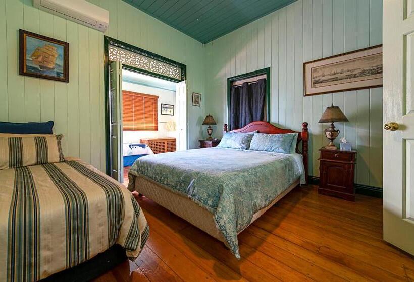 침실 4개 주택, Pitstop Lodge Guesthouse B&b