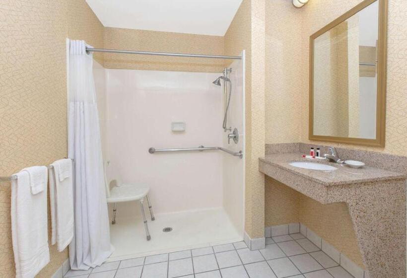 اتاق استاندارد برای معلولان, Days Inn By Wyndham Tulsa Central