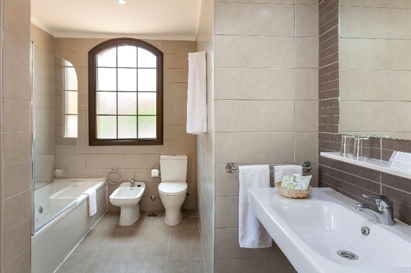 Люкс Кровать Кинг, Holiday Inn Express Hotel And Suites Jenks, An Ihg