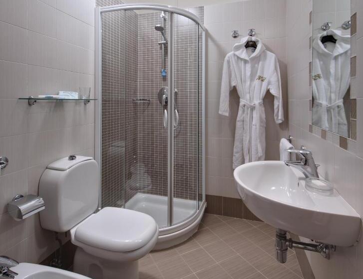 اتاق استاندارد یک نفره, Terme Bologna