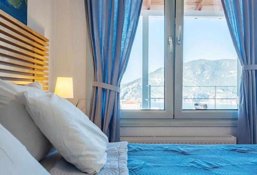 Студия Стандарт Вид на Море, Thea Home