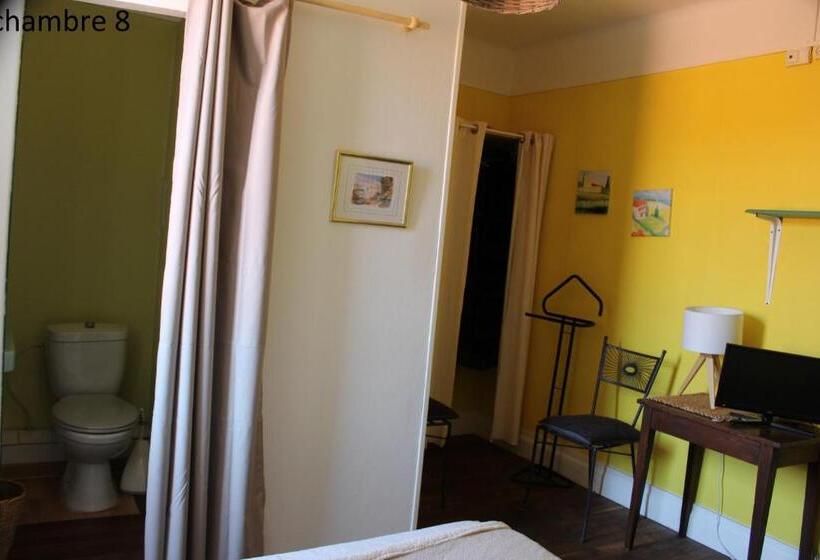 Номер Стандарт, Hôtel Le Dervois