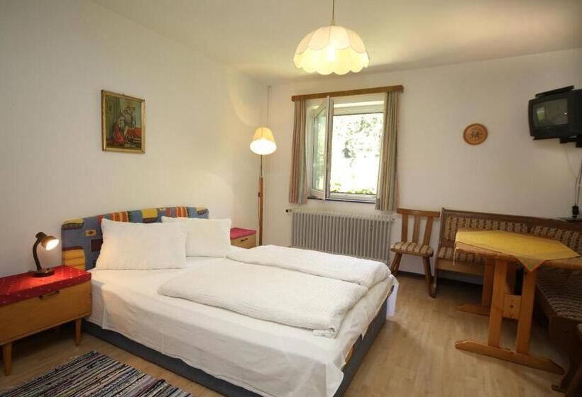 Апартаменты 2 Спальни, Gästehaus Lienharterhof