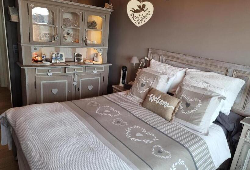 اتاق استاندارد, Romantic Room In Brussels Sky