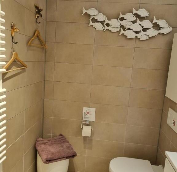 اتاق استاندارد, Romantic Room In Brussels Sky