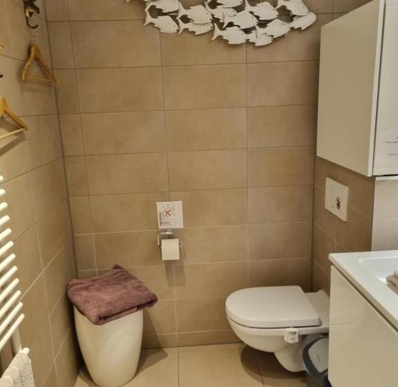 اتاق استاندارد, Romantic Room In Brussels Sky