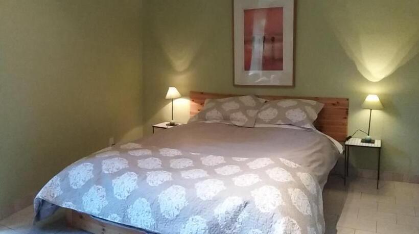 Quarto Economy, Les Deux Arches