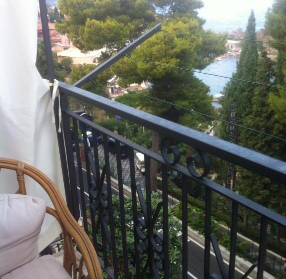 Apartamento 2 Quartos com Varanda, Tovimar Apartments