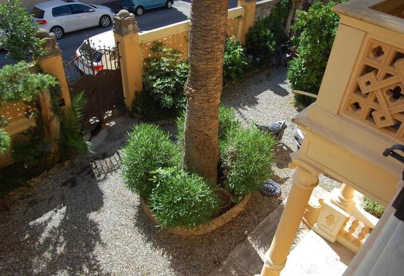 اتاق استاندارد با سرویس بهداشتی مشترک, Arena Alfieri B&b