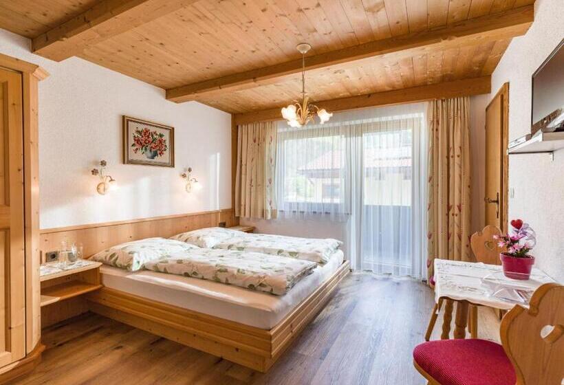 Номер Стандарт с Балконом, Gästehaus Geisler