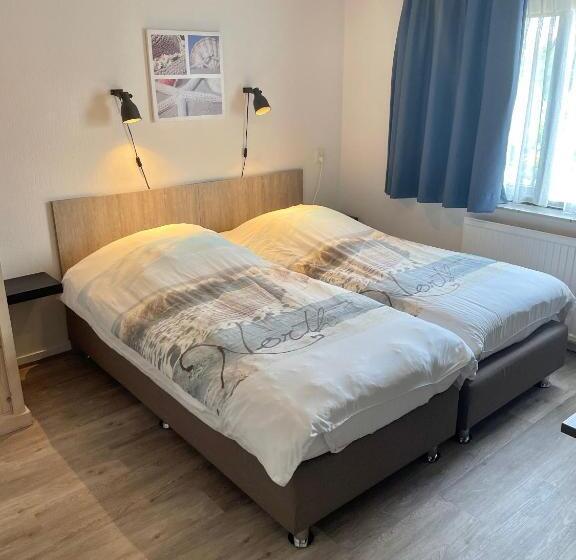 Quarto Estandar, Pension Brinkvis