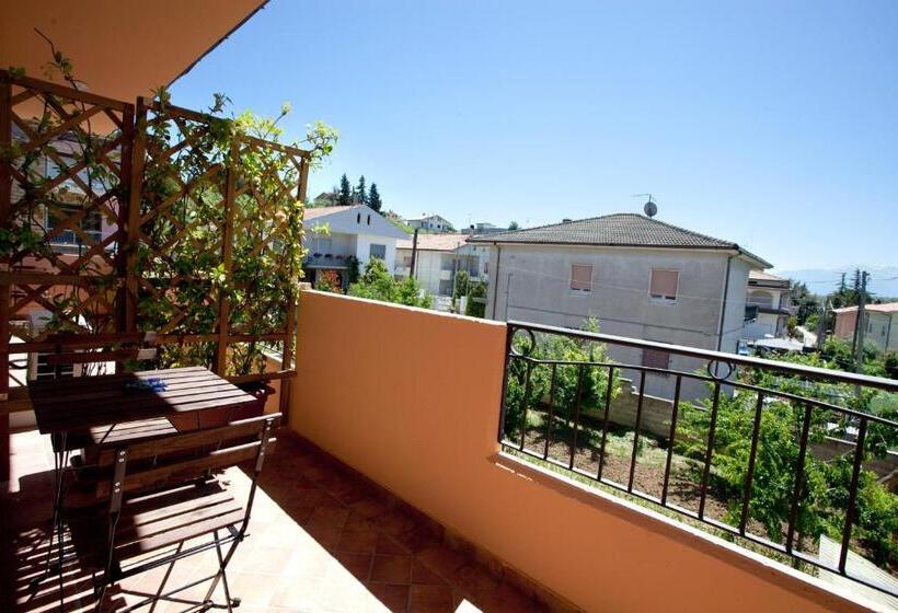Номер Стандарт, B&b I Poeti