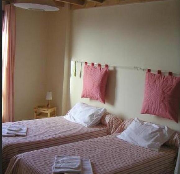 اتاق استاندارد سه نفره, Chalet L Angélique