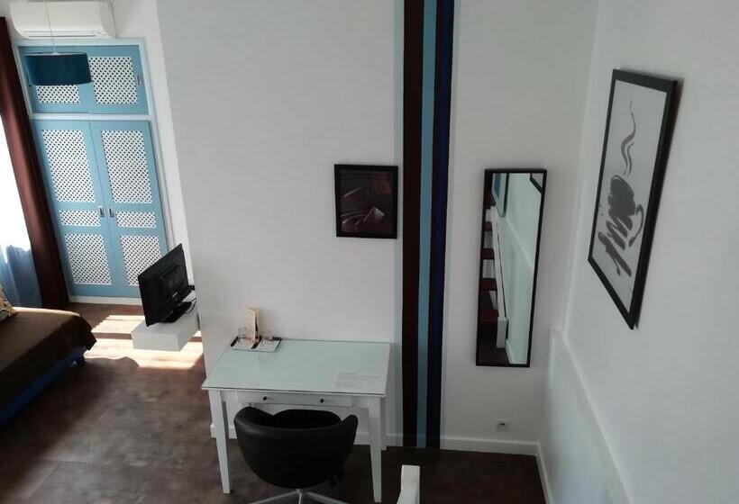 اتاق خانوادگی, Chambres D Hôtes Les Muriers