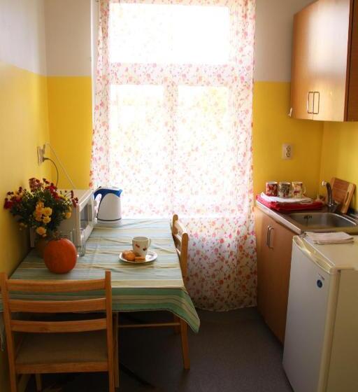 اتاق استاندارد چهار تخته, Medainie Apartamenti