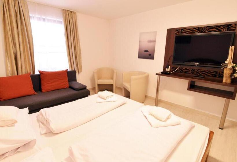 آپارتمان 1 خوابه, Fészek Fogadó   Pension Nest