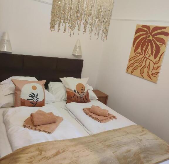 اتاق استاندارد, Fészek Fogadó   Pension Nest