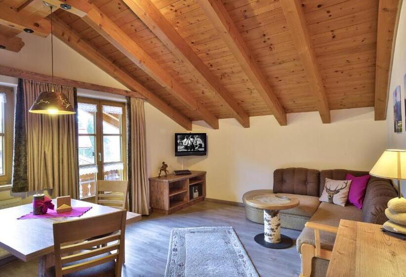 Апартаменты 1 Спальня с Балконом, Siplinger Suites   Ferienwohnungen   Sauna Und Fitness
