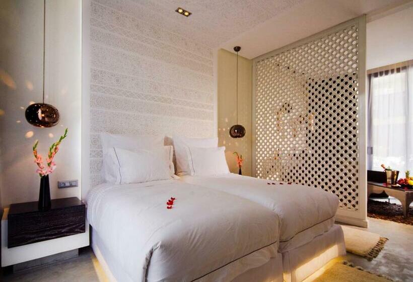 سوییت لوکس, Cesar Resort & Spa