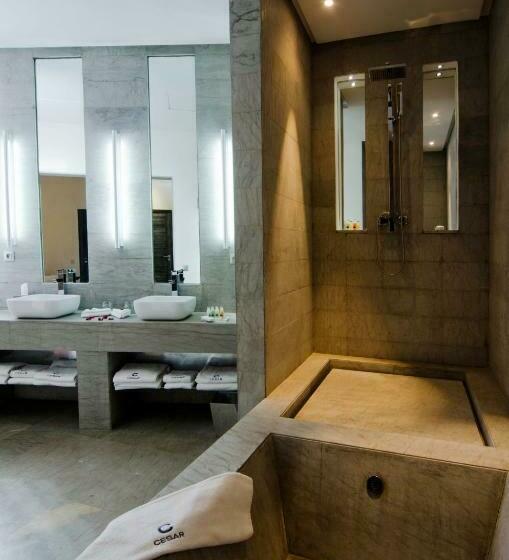 سوییت خانوادگی, Cesar Resort & Spa