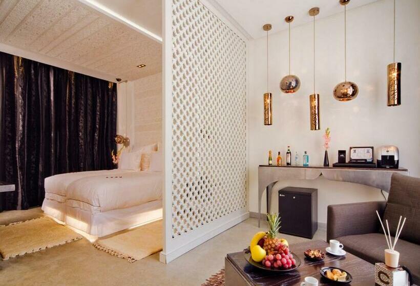 سوییت لوکس, Cesar Resort & Spa