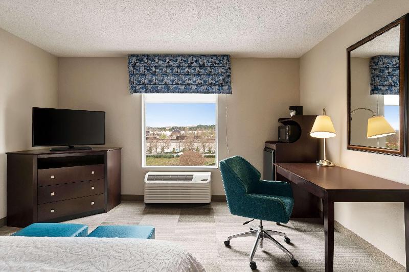 キングサイズベッドのスタンダードルーム, Hampton Inn & Suites Atlanta Airport West/camp Creek Pkwy