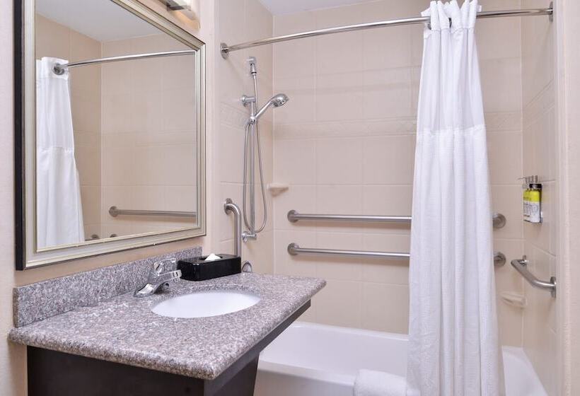 سوئیت برای معلولان, Staybridge Suites Oklahoma City Airport By Ihg