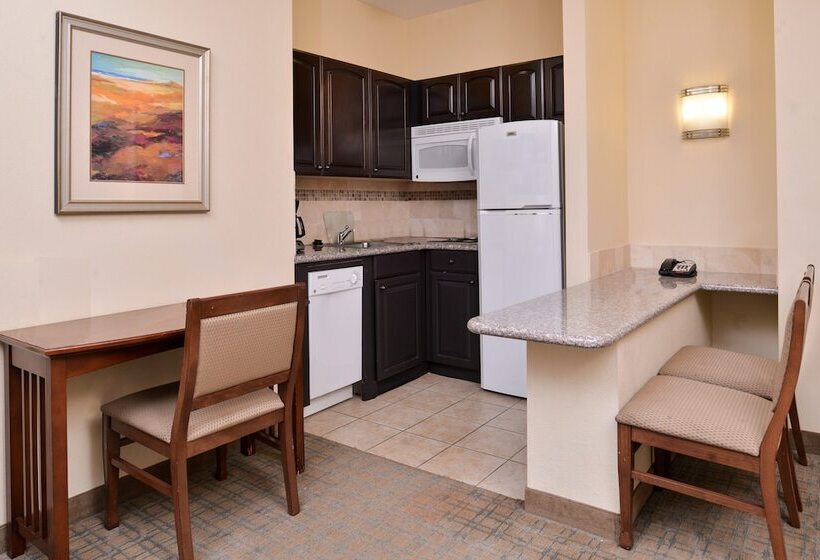 سوئیت 2 خوابه, Staybridge Suites Oklahoma City Airport By Ihg