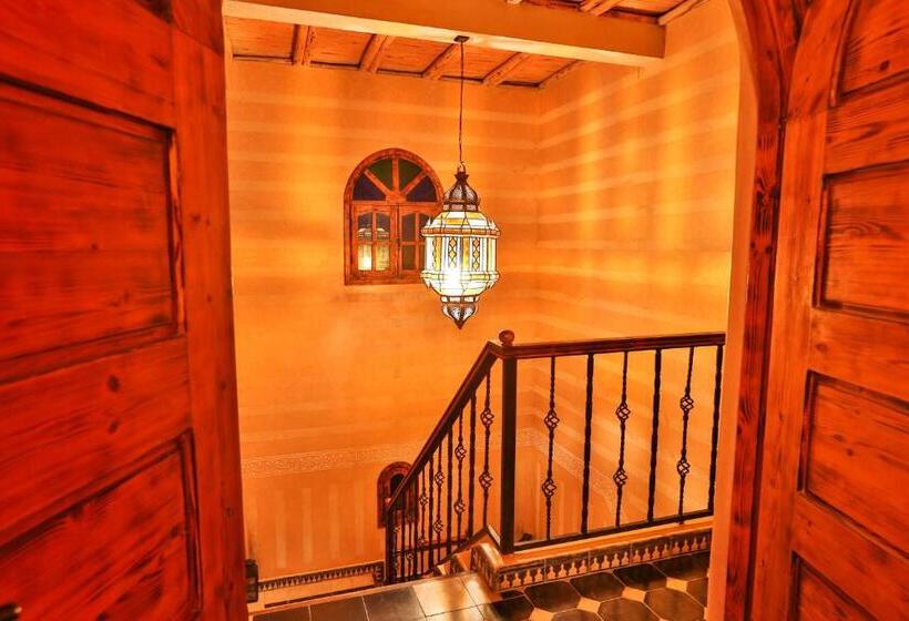 جناح, Riad Dar Etto