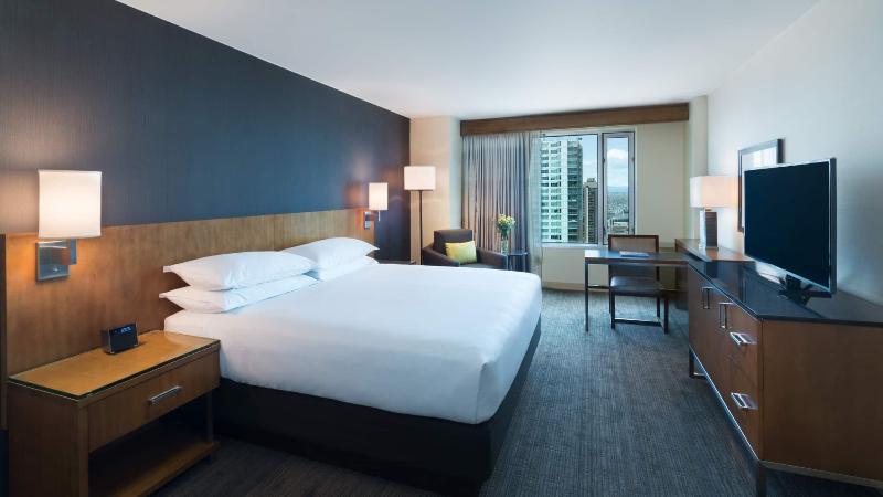 스탠다드 룸 킹사이즈 침대, Hyatt Regency Denver At Colorado Convention Center