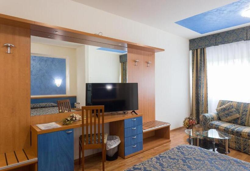 Номер Стандарт, Airmotel