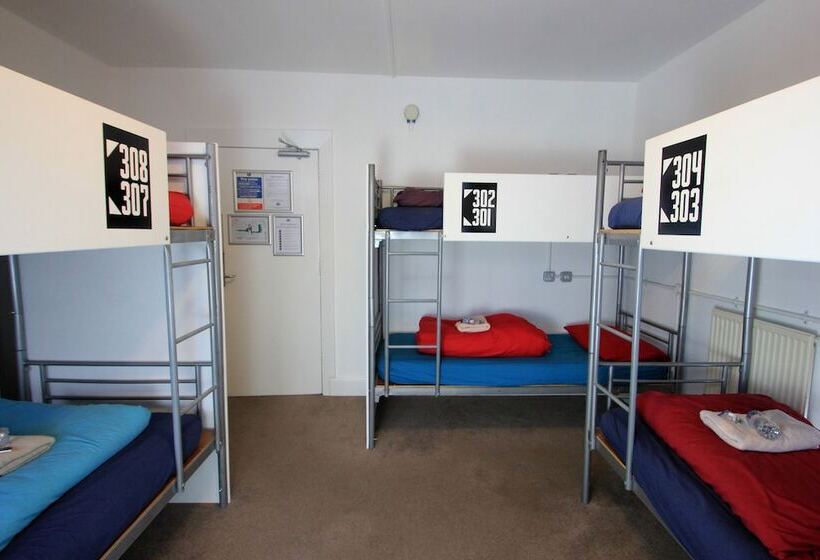 Cama em Quarto Compartilhado, Central Backpackers