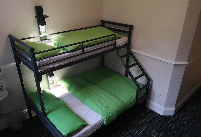 Номер Стандарт Совместная Ванная, Yha London Earl S Court