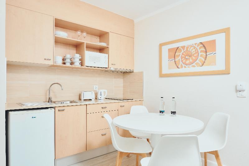 共用房间的床, Book A Bed Hostels