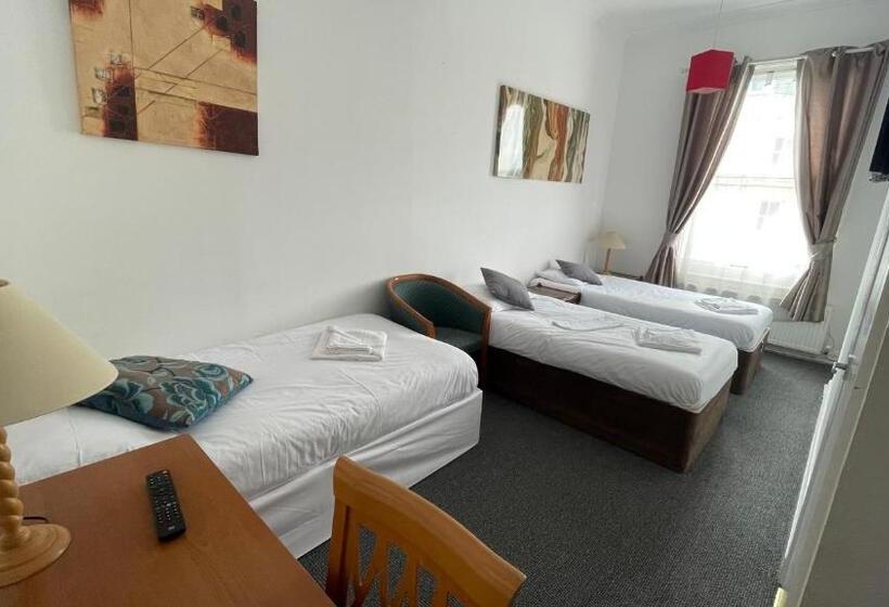 Номер Стандарт Трехместный, Carlton Court Hotel Eastbourne