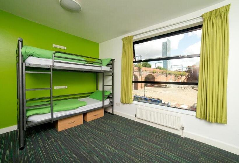 Кровать в Общей Комнате, Yha Manchester