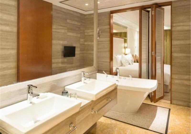 Президентский Люкс, Cinese Hotel Dongguan Shijie