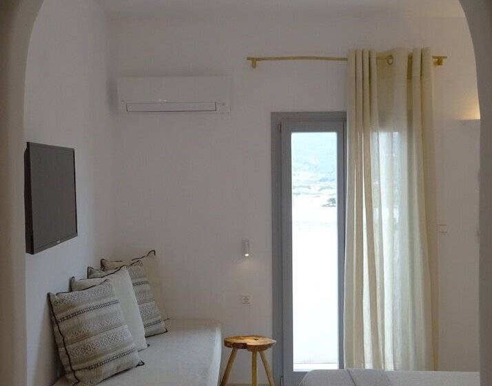 Triple Room Sea View, Paros Bay